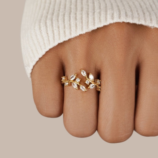 Anillo Enredadera de Cristal en Oro 18K - Velour™
