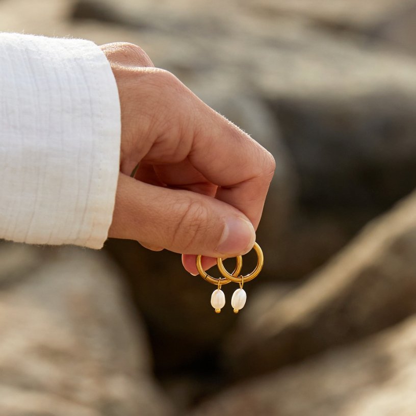 Pendientes Aro Bella con Perla de Agua Dulce - Velour™