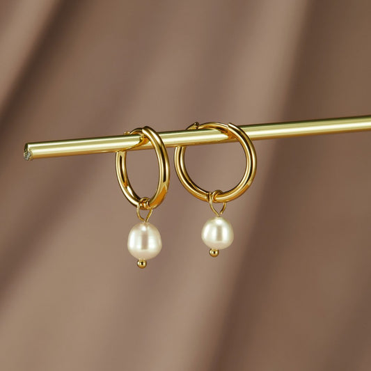 Pendientes Aro Bella con Perla de Agua Dulce - Velour™